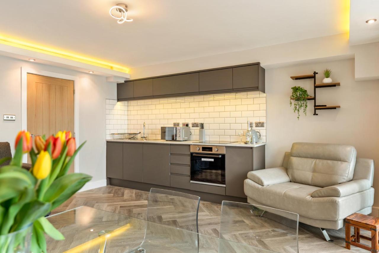 Pleasant View - Direct Beach Access, Sea Views And Parking Saundersfoot Eksteriør billede